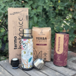Kit Termo Mate Botánico - Edición Especial Botanica · Con Yerba y Churna en Lata Yerbera - Imagen 3