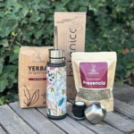 Kit Termo Mate Botánico - Edición Especial Botanica · Con Yerba y Churna en repuesto doypack - Imagen 3
